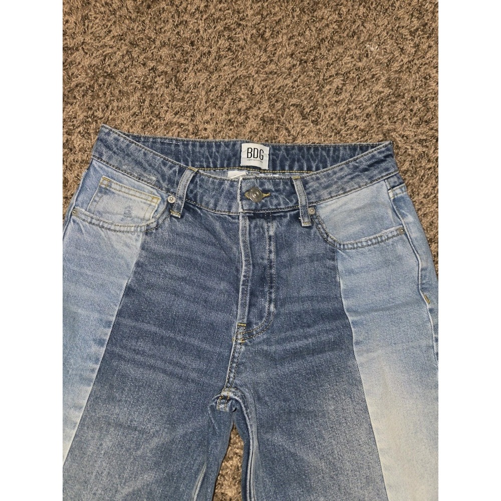 BDG Urban Outfitters Size 27x32(28x28) Jessye Patchwork B/F Raw Hem Jeans